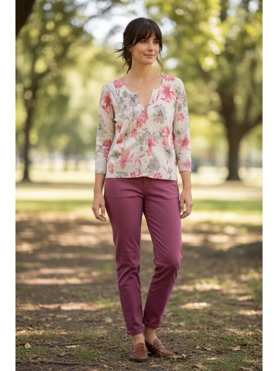R.Q.T Sweaters - R.Q.T. Women's Tan Floral Casual Light Sweater